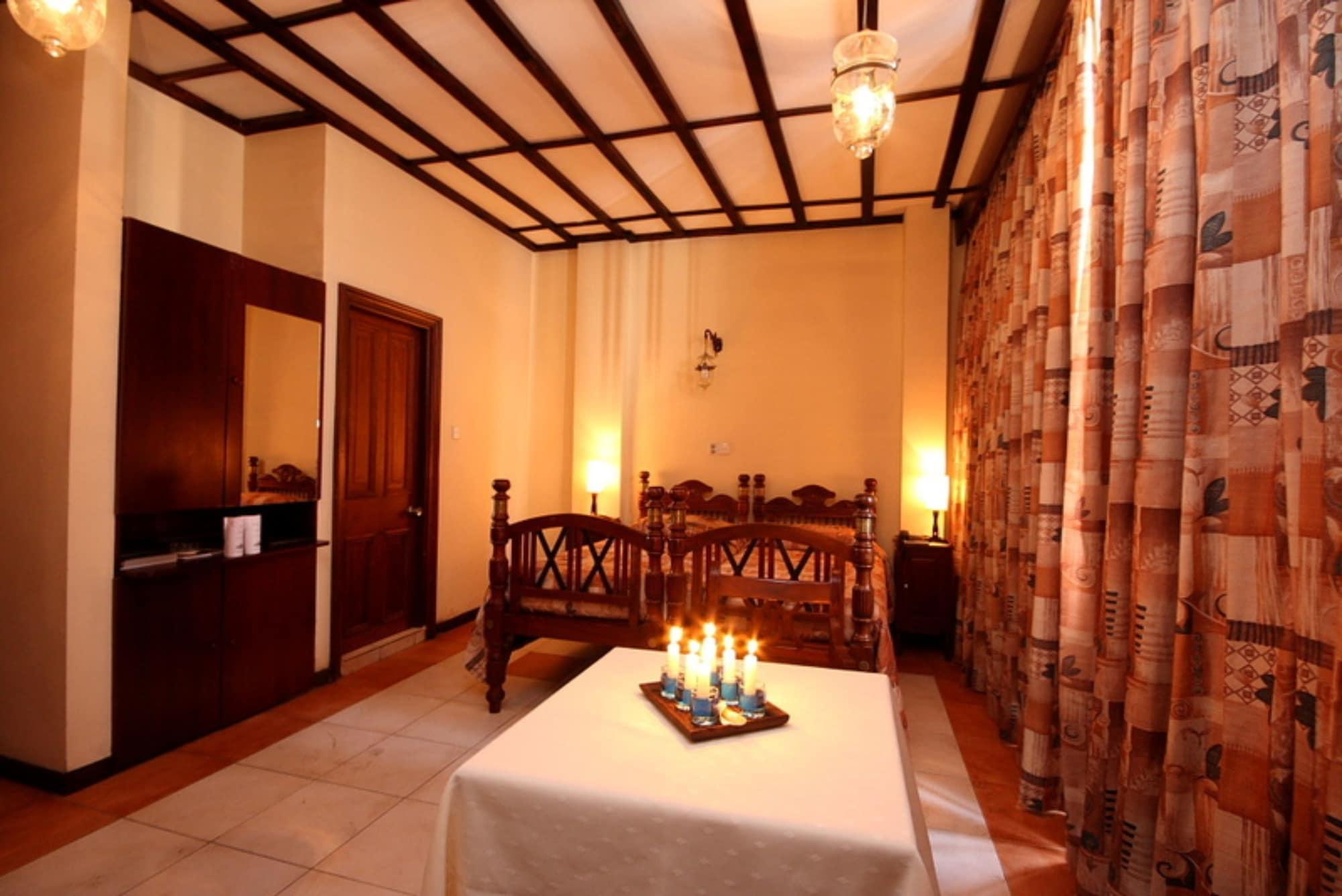 Hotel Grand Oriental Colombo