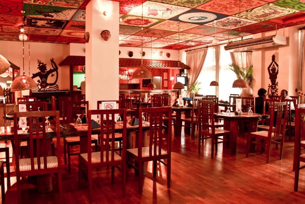 Grand Oriental Hotel 4*